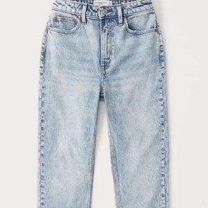 Abercrombie & Fitch | Curve Love High Rise Mom Jeans | Size 23